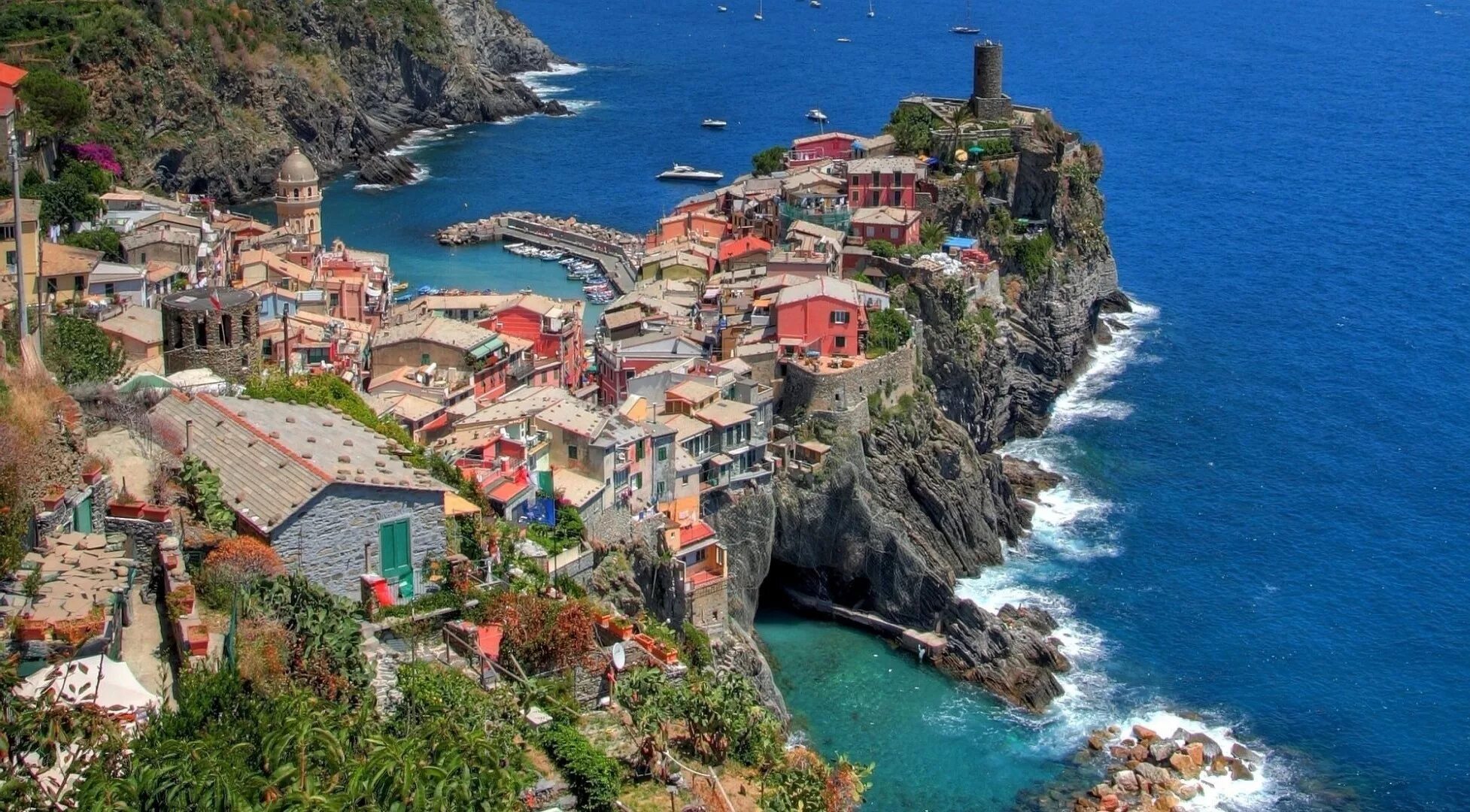 Чинкве-Терре Италия Монтероссо. Vernazza, Italy, Италия. Остров Корсика Италия. Городок в Италии Вернацца. Средиземноморье италии