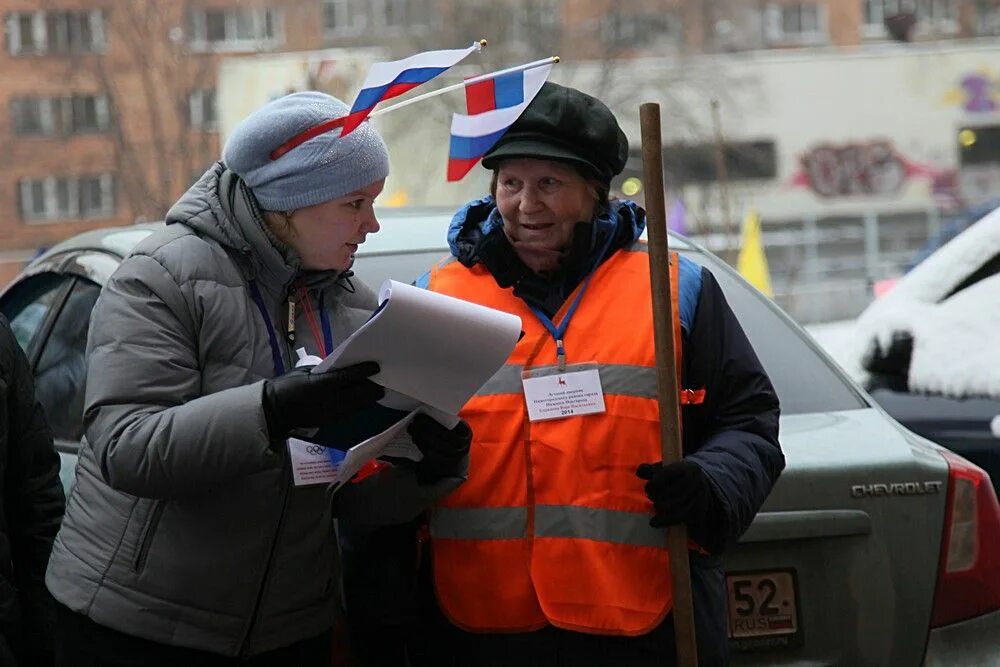 Работа в москве от прямых работодателей дворник. Спецодежда дворников Нижний Новгород. Дворник Нижний Новгород. Дворник в Европе. Дворник работу на сегодня.