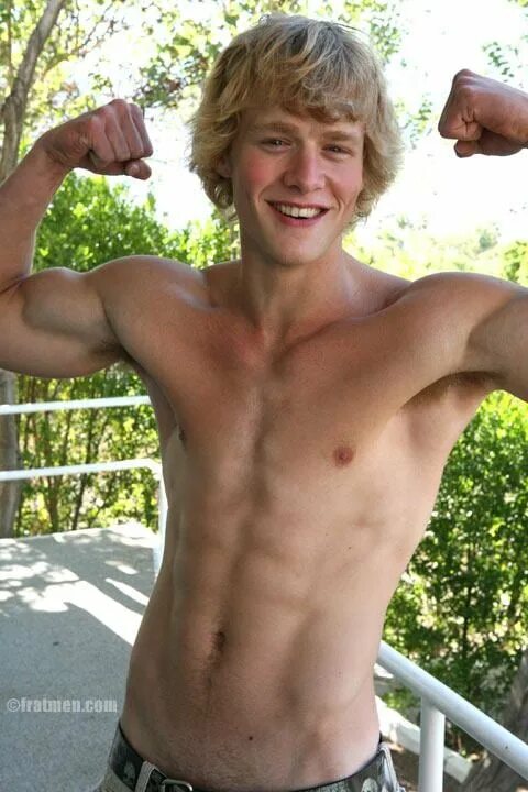 Гейбойстубе. Alexboys лагерь. Андерсон ловелл хеликс. Twinks amateur. Tbw фотосессия.