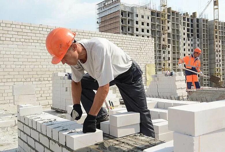 Строительные работы в казани. Строительные работы в казани. Отделочные работы. Начальник участка в строительстве. Строители.