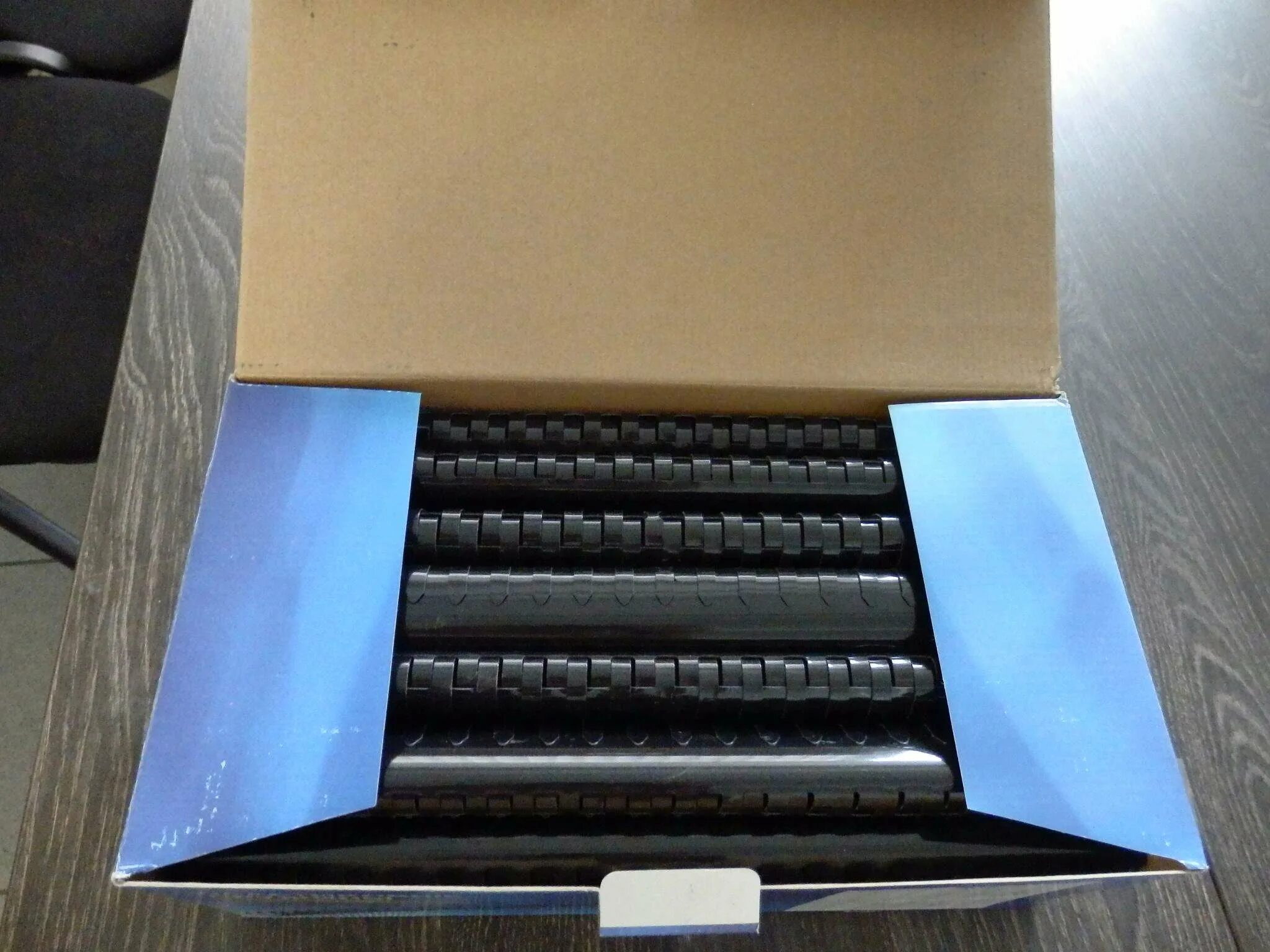 Переплет на металлическую пружину. 9 мм). Брошюровка на пружину метал. Пружина для переплета. Переплет 32.