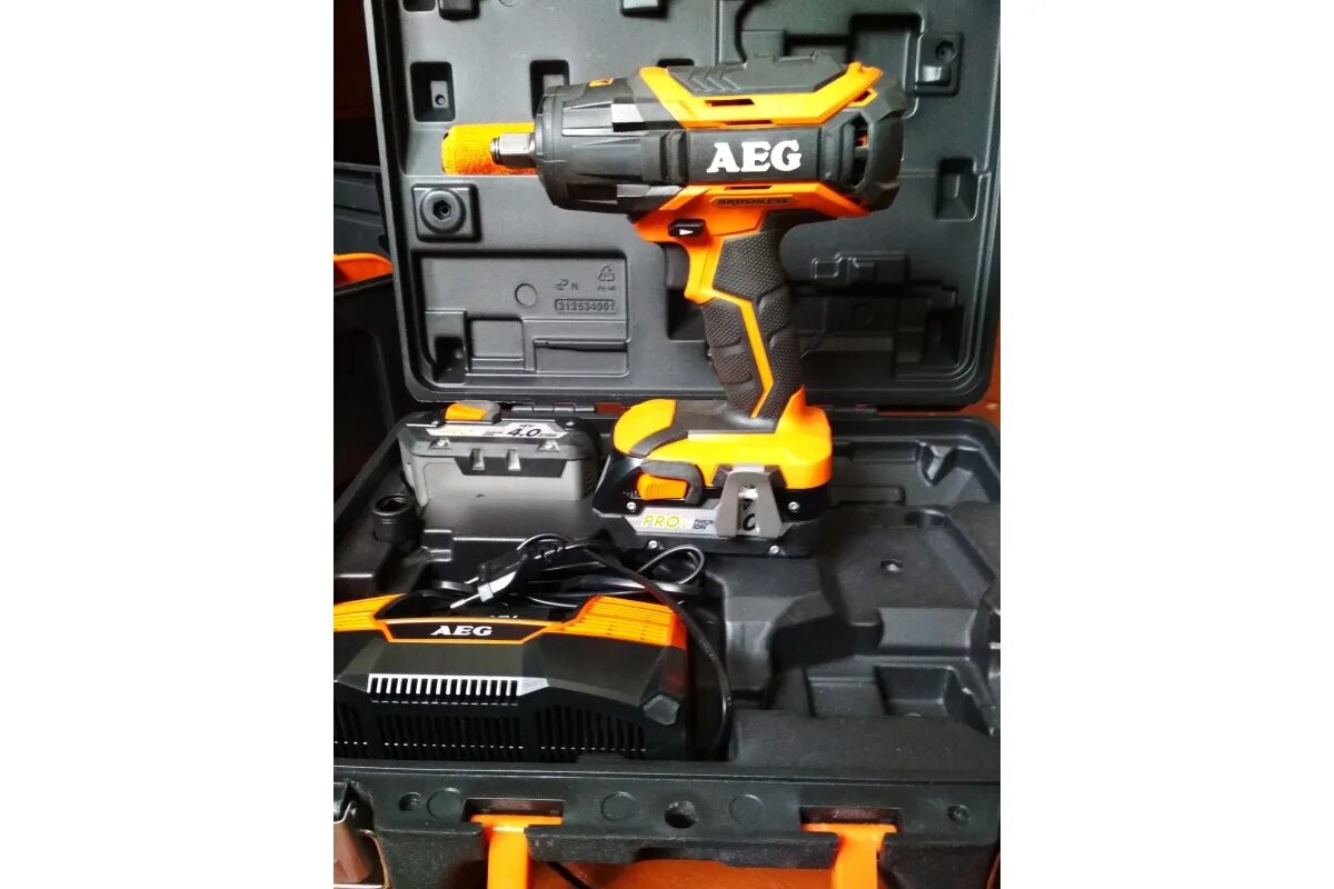 Гайковерт aeg bss18htf12b6. Aeg bss18c12zbl. гайковерт aeg bss18c12zbl. гайковерта аккумуляторного aeg bss 18c12z li-402c.