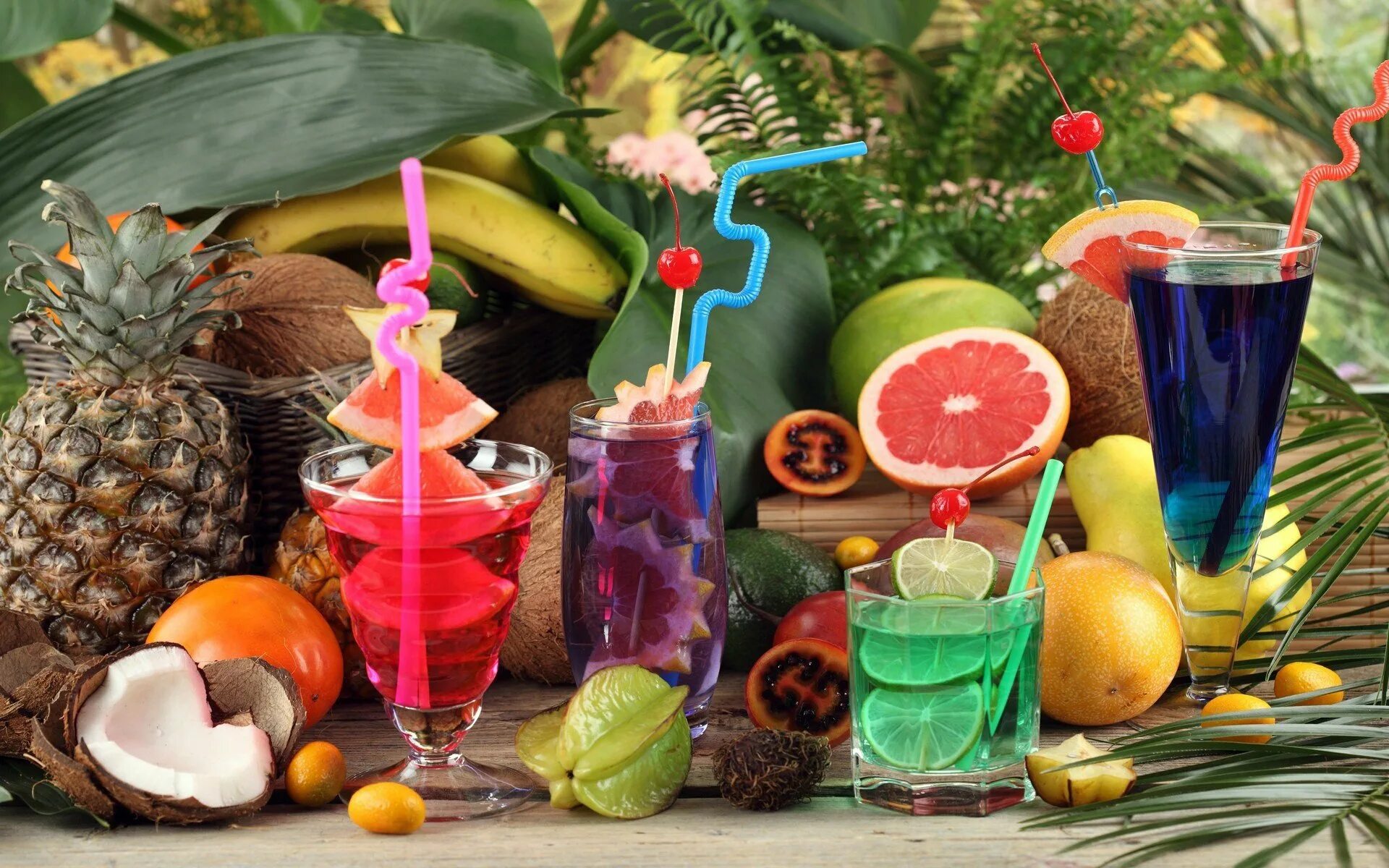 Экзотический коктейль. Коктейль с экзотическими фруктами. Тропический коктейль. Коктейль (напиток). Мир еды и напитков