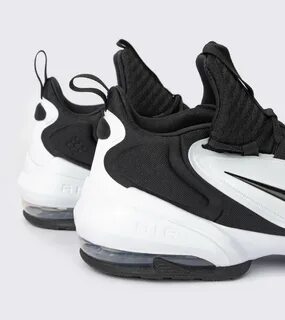 Nike max alpha savage