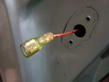 Не горит лампочка открытых дверей