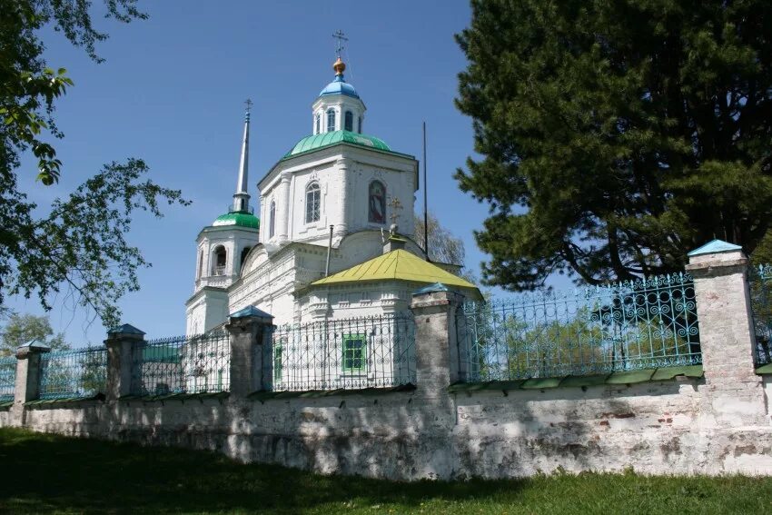 Гисметео орел пермский край. Село орел пермский край церковь. Посёлок орёл пермский. Река великая и мирожский монастырь в пскове. Орёл городок пермский край.