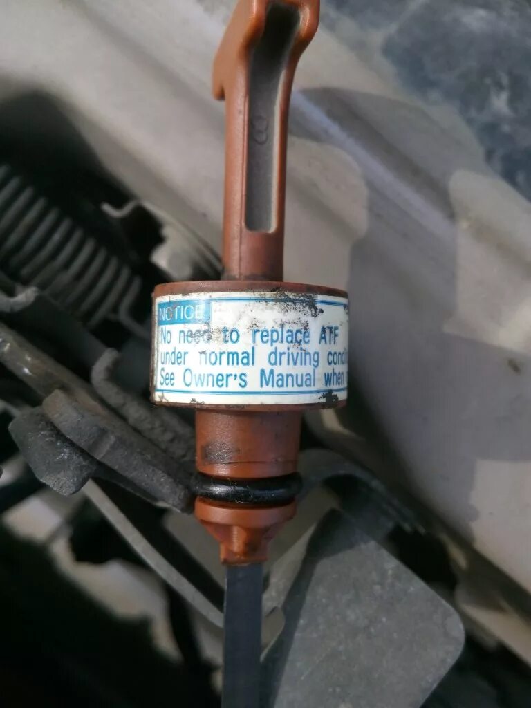 Уровень масла в акпп лексус. Щуп коробки лексус rx 330. акпп rx300. щуп акпп lexus rx350. шуп масло rx350.