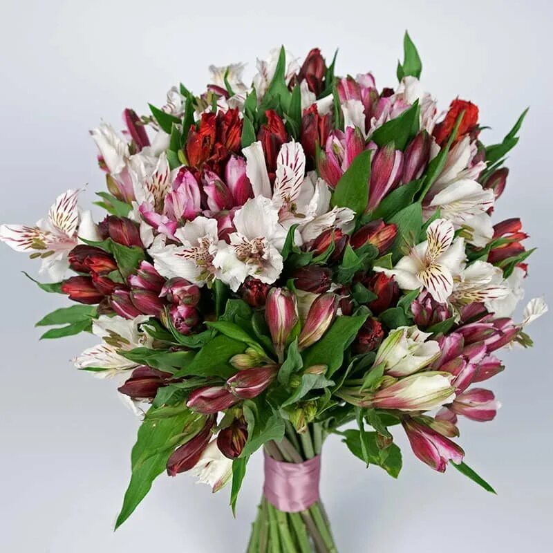 лилия с альстромерией букет. букет с альстромерией. альстромерия фунза. букеты которые долго стоят. альстромерия элеганс.