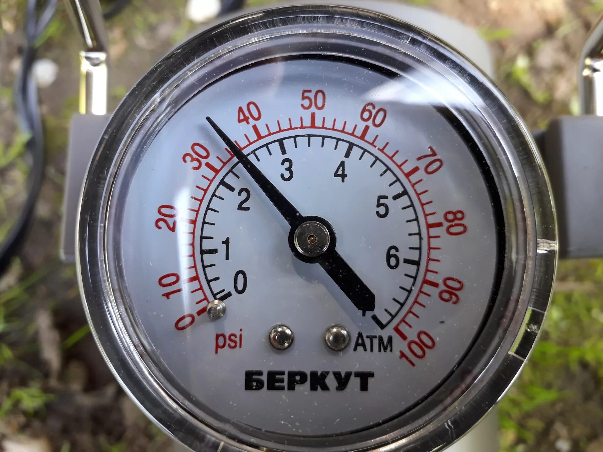 1 psi в атм. 2.5 атм в psi. 2 атмосферы в psi. 2.4 атмосферы в psi. 2.2 psi в атм.