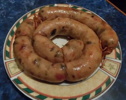 Колбаски для жарки домашние в кишке рецепт