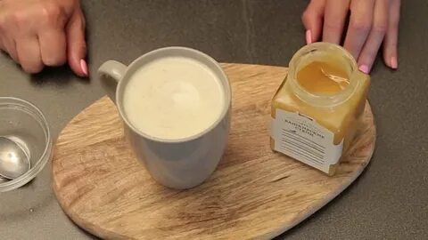 Молоко с медом для горла