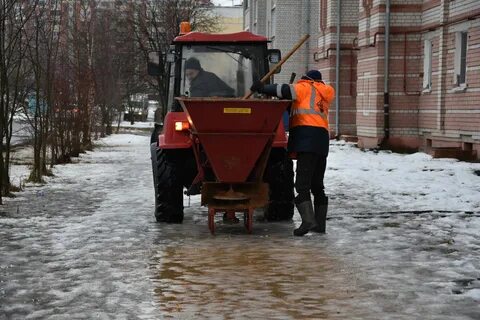 Посыпка тротуаров