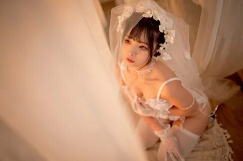 Yuuhui Yuhui pure white flower wedding 