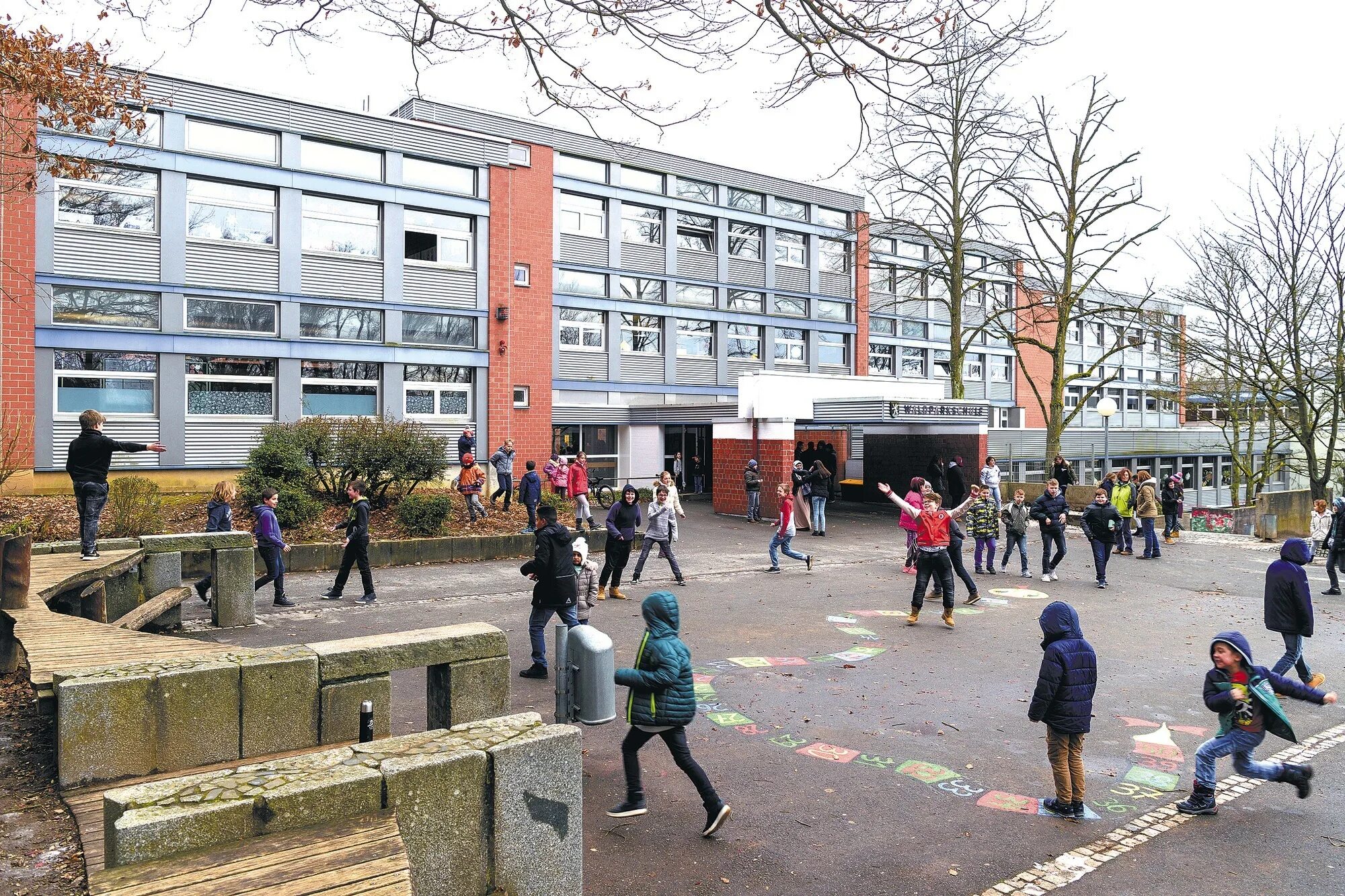 Основная школа. Hauptschule. В Германии. Хауптшуле в Германии. Realschule в Германии. Начальная школа в Германии Grundschule.