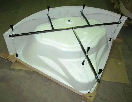 Kaliope 170x110. Угловая ванна собрать каркас. Каркас для ванны акриловой 170х70. Акриловая ванна relisan sofi 160х100. Сборка акриловая ванна на каркасе ооо аквасити размер 170*110.
