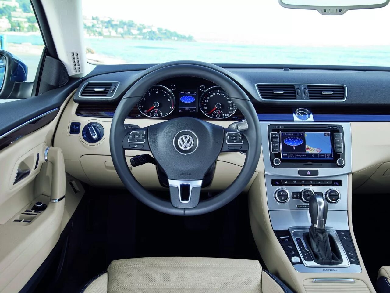 Пассат б6 2.0 автомат. Фольксваген Пассат 2011 салон. Volkswagen Passat cc 2013 салон. Volkswagen Passat cc салон. Volkswagen Passat cc 2012 салон.