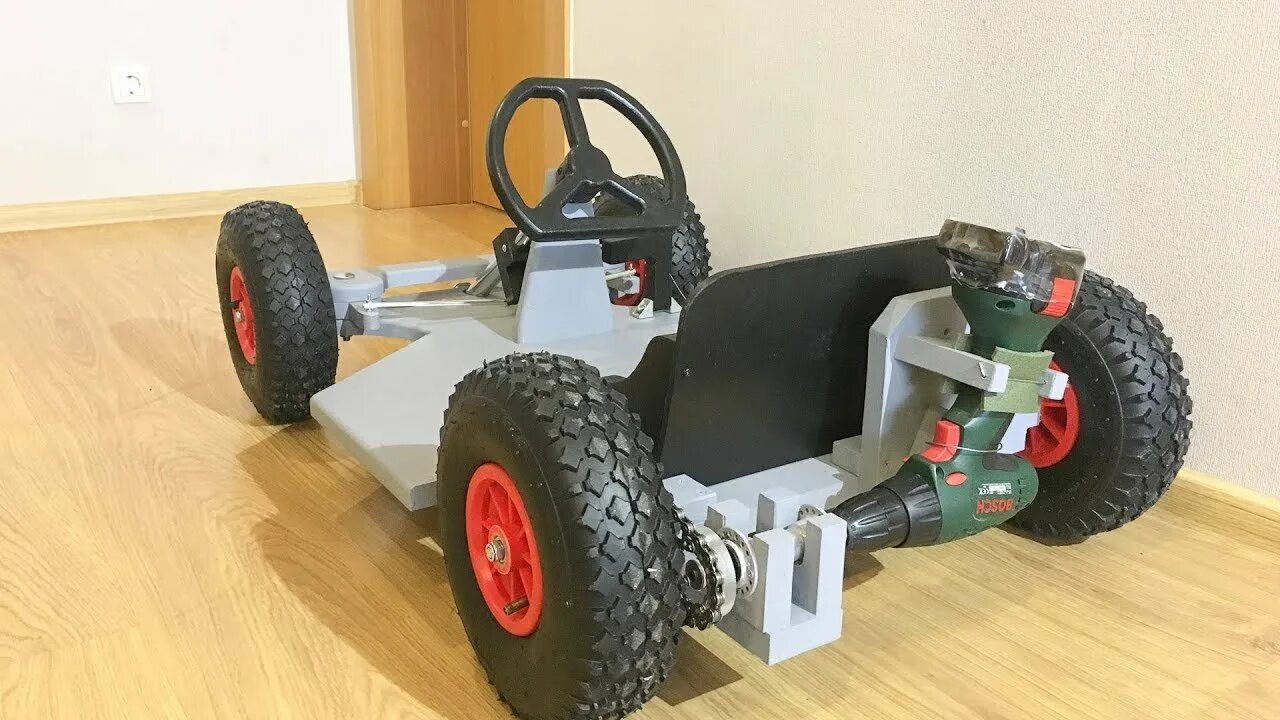 Самодельный электромобиль. Электромашина картинг. DIY Gokart. Детский автомобиль из шуруповерта. Привод от шуруповерта на детский электромобиль.