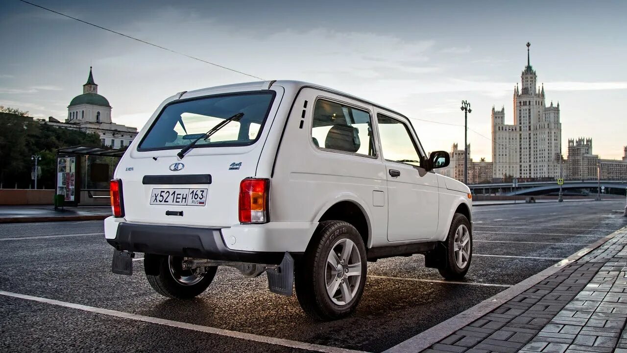 Нива урбан фото сзади Первое ТО. Как правильно его пройти Lada 4x4 3D, 1,7 л, 2015 года плановое ТО