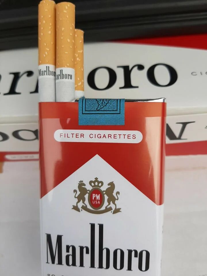 Сигареты Мальборо 2022. Мальборо пачка сигарет 2022. Marlboro Red мягкая пачка. Сигареты Мальборо красные американские.