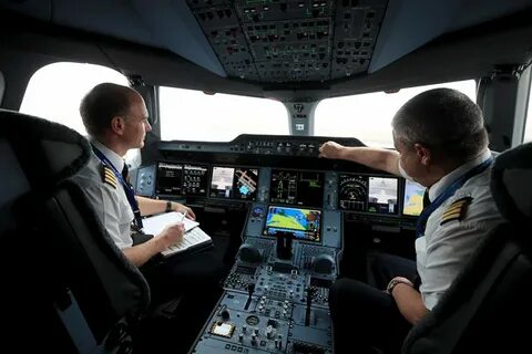 Пилот а320