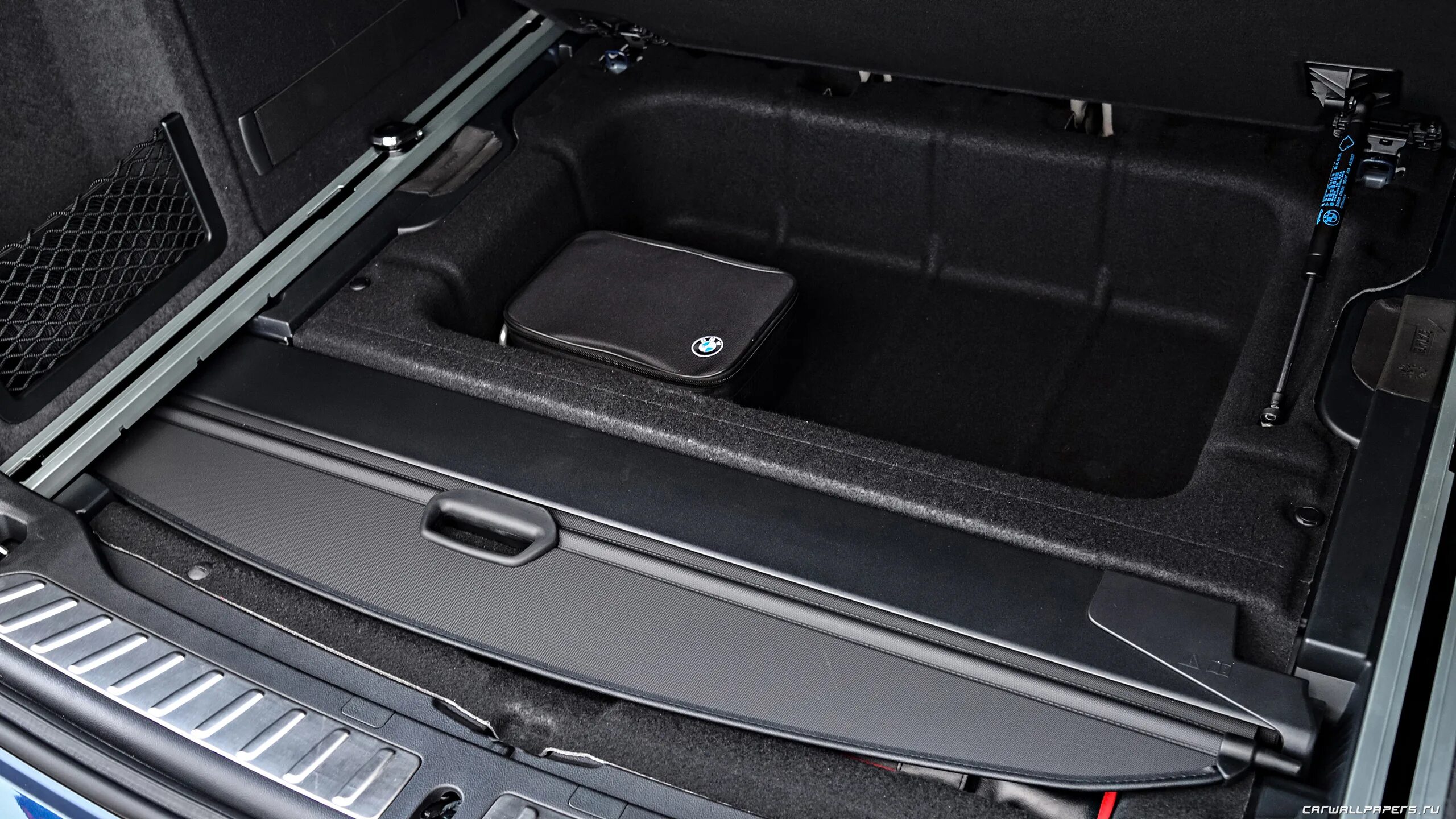 Bmw 2008 аккумулятор. аккумулятор бмв x3 2016. аккумулятор бмв х3. Bmw x7 аккумулятор. Bmw x3 g01 аптечка.