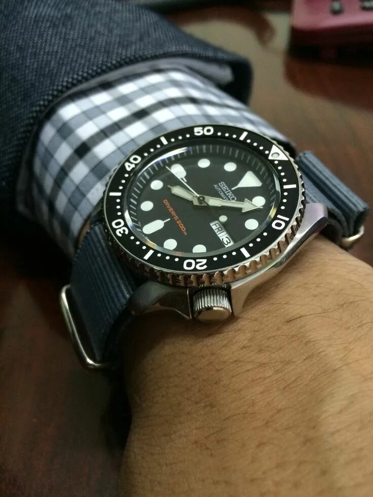 Seiko skx007 black. Seiko skx007 black. Ситизен skx007. Симастер 007 seiko. Ситизен skx007.