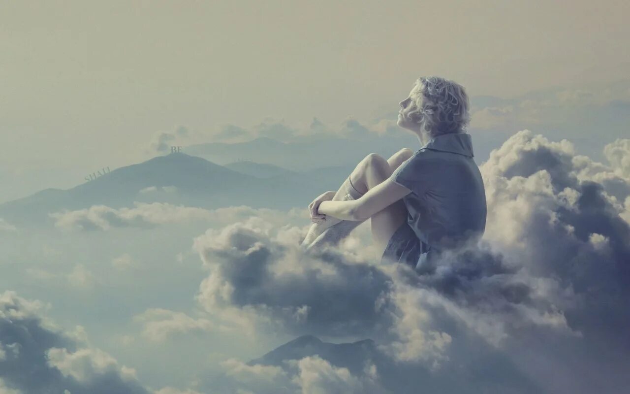Песня мечтают люди. Девушка в облаках. Человек на облаке. Человек сидит на облаке. Сидит на облаке.