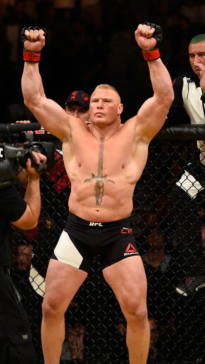 Самоа джо рестлер. Прайд фс бойцы. Бойцы. Tito ortiz ufc. Сен-пьер боец.