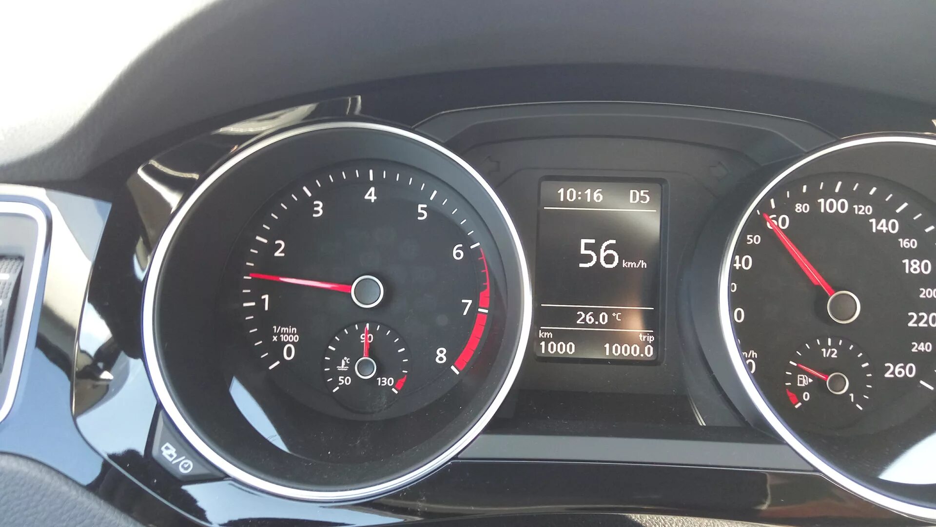 Volkswagen jetta расход. Джетта средний расход. Джетта показывает расход. Спидометр фольксваген джетта. 5 расход.