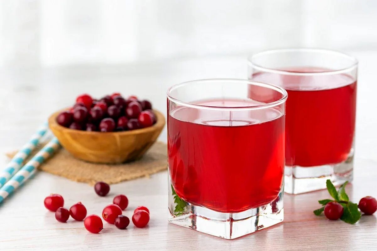 Клюквенный компот. Kizilcik. Малиновый тодди. Kizilcik serbeti doganin stile. Морс при поносе.