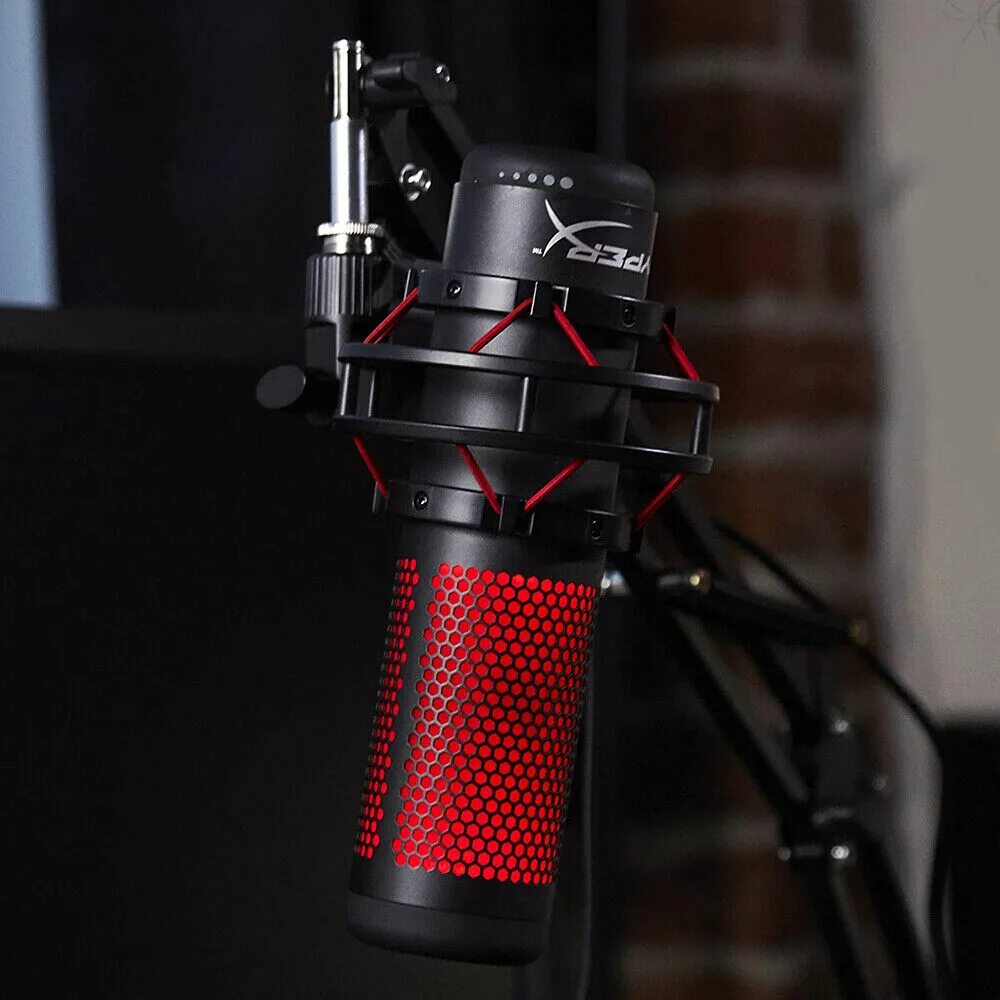 Микрофон hyperx quadcast black. Микрофон kingston hyperx quadcast. микрофон hyperx quadcast hx-micqc-bk. hyperx микрофон quadcast комплектация.