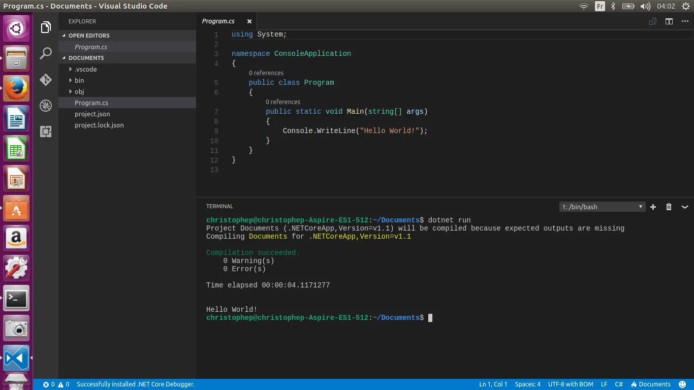 Vs code linux. С# И Visual Studio code. Визуал студио c++. Visual Studio code hello World. Hello World c код.