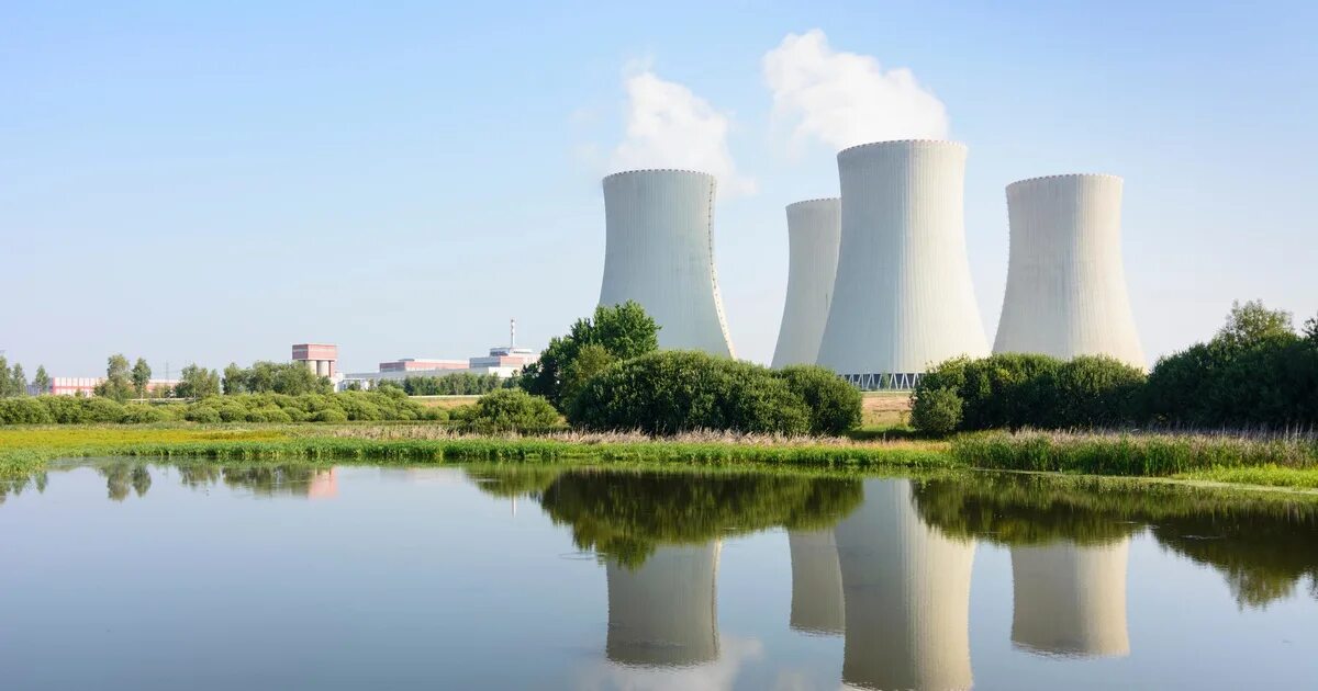 Ростовская атомная станция панорама. Передвижная атомная электростанция тэс-3. Тэс-3. Гайский завод оцм. Нововоронеж аэс 2.