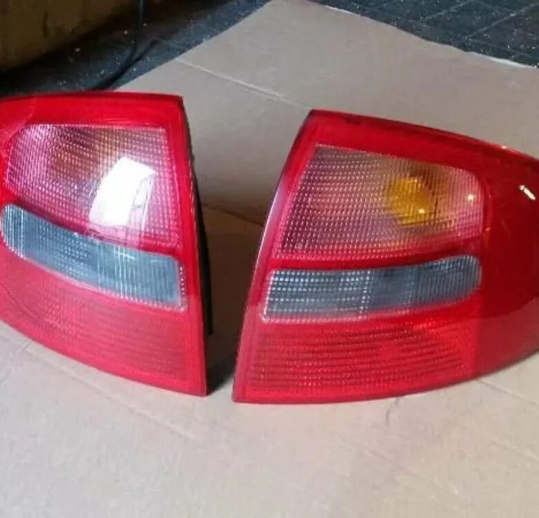 Задние фонари ауди а6 с5 седан тюнинг Задний фонарь внешний правый с led (светодиоды) для Ауди А6 С6 Audi A6 C6 FD-4