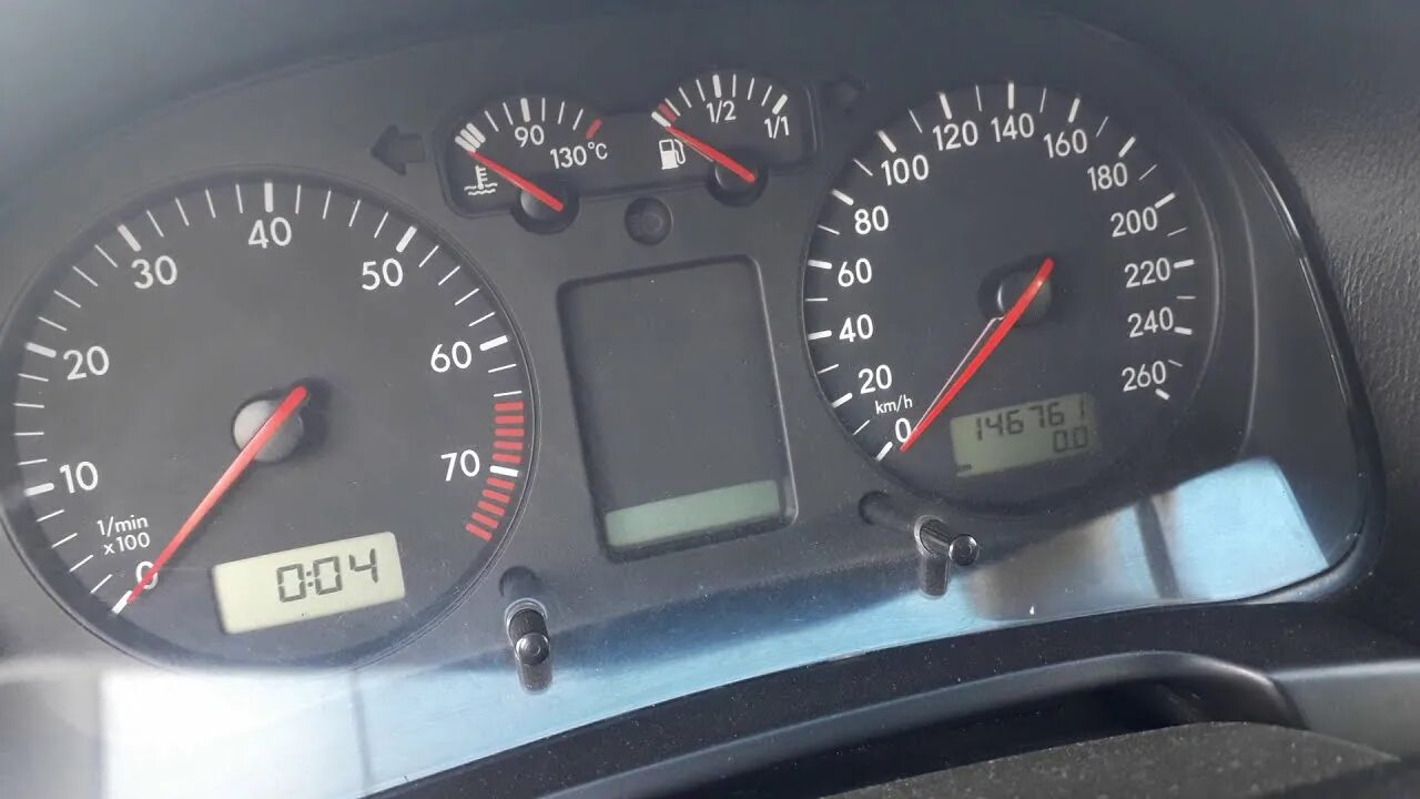 Что делать если спидометр не работает. Volkswagen golf 4 спидометр. спидометр гольф 4 1 8.