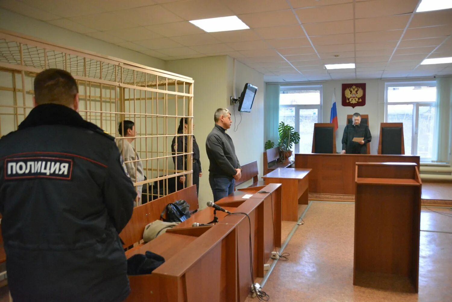 Горсуд Петербурга отпустил на свободу фигурантов дела об ограблении и расстреле 