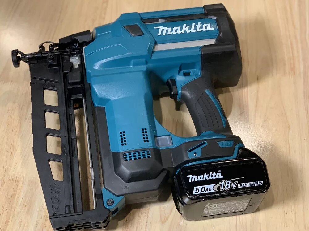 Makita аккумуляторная 18v