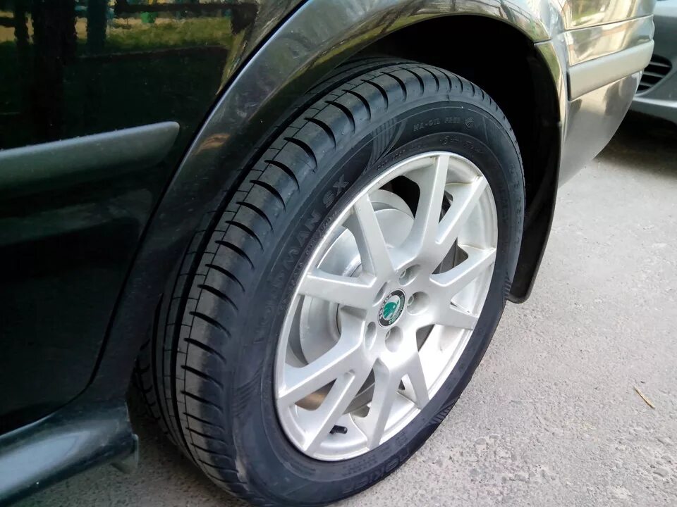 Колеса 205 55 r15. Нокиан нордман sx. 20560 r15. резина 20555 r16.
