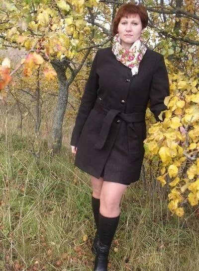 красивые женщины в возрасте. одинокая женщина 45 лет. одинокая женщина 45 лет. одинокая женщина 45 лет. грустная женщина средних лет.