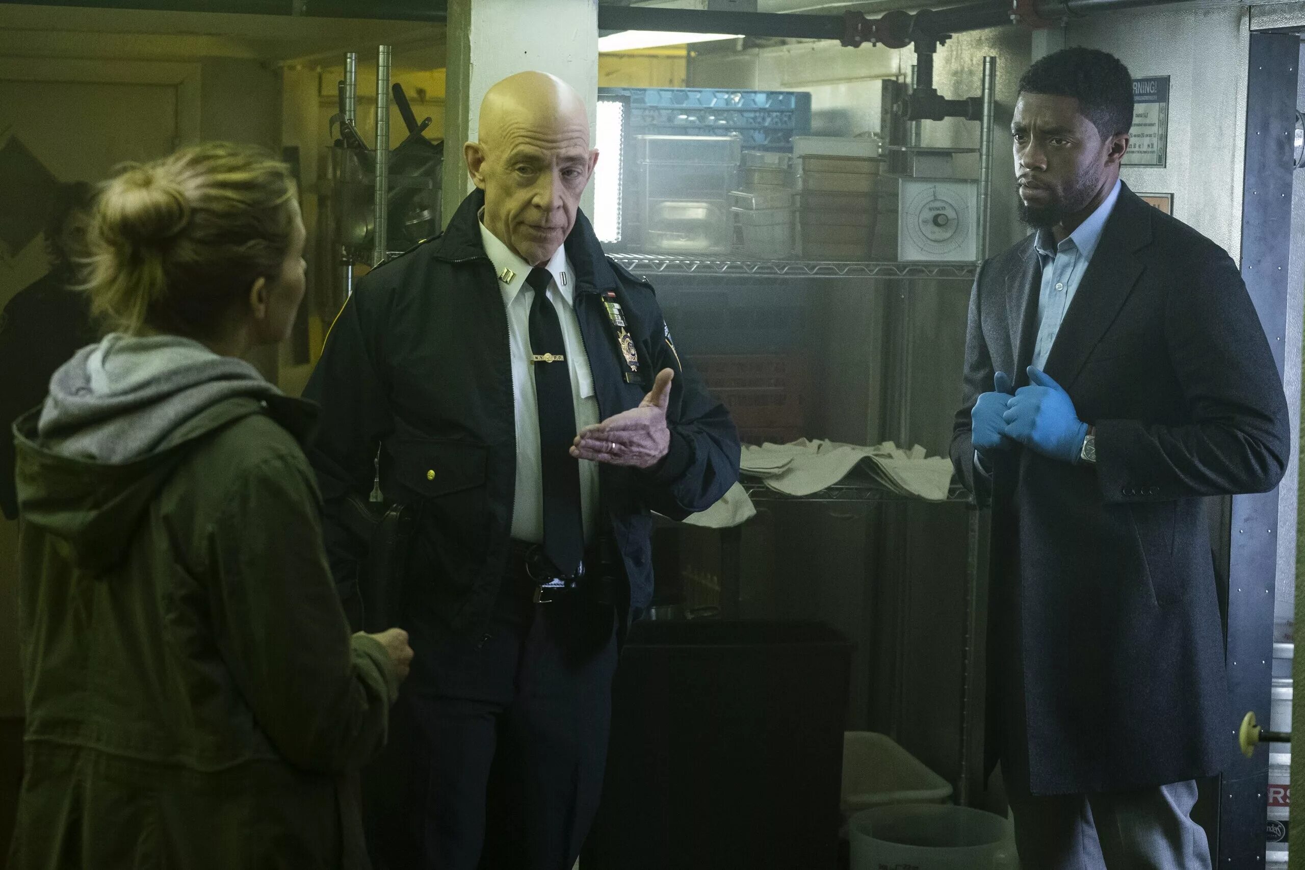 Мост 21. 21 мост фильм. 21 мост (2019). фильм 21 мост тейлор китч. 21 мост / 21 bridges.