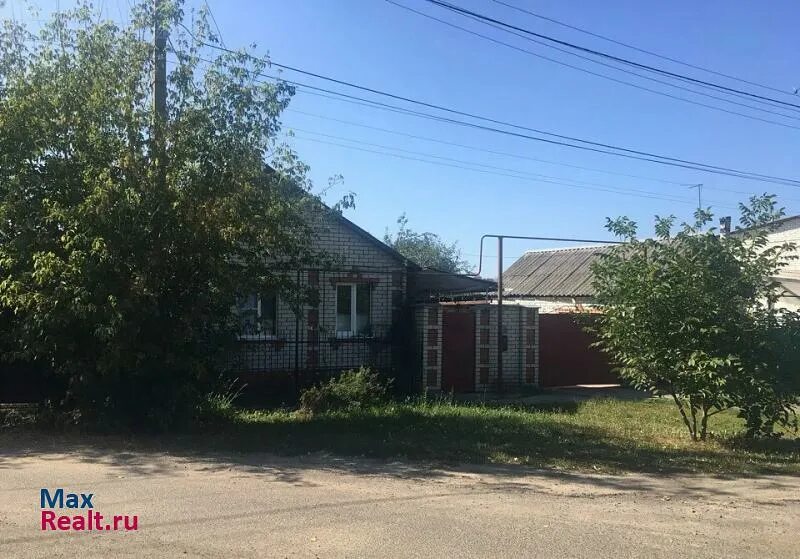 Октябрьский район курск улица октябрьская дом 39. Дом в жд округе. Дом 5 на ул новоселовка в курске в стрелецкой. Купить дачу общество ветеран железнодорожный округ курск. Цыганский бугор курск коттедж.