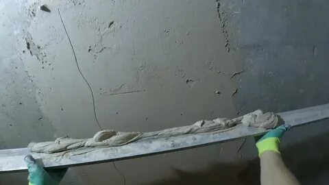 Можно ли выравнивать пол штукатуркой