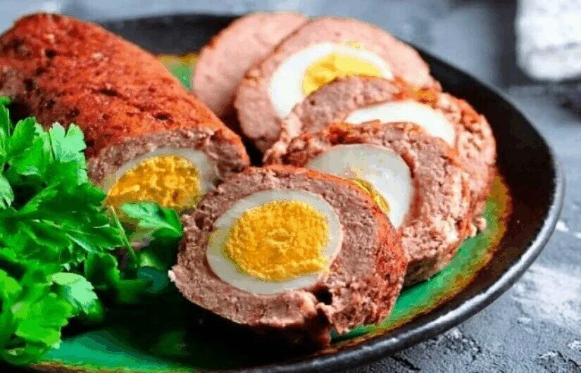 Мясной рулет с яйцом в духовке рецепт. Мясной рулет с яйцом. рулет из фарша с яйцом. мясной рулет из фарша с яйцом. рулет из фарша с яйцом в духовке.