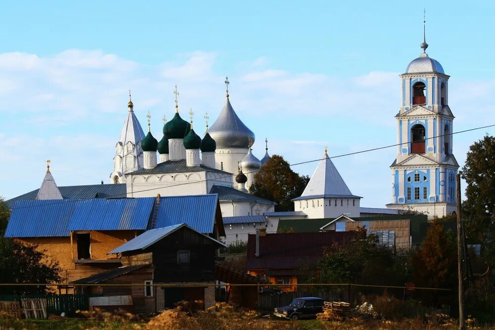 Переславль-Залесский центр города. Переславль-Залесский Горский монастырь. Переславский Кремль. Переславский Кремль достопримечательности Переславля-Залесского. Переславль залесский история города