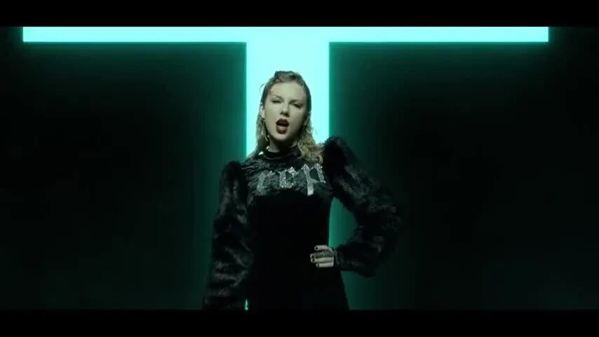 Тейлор свифт look what you make. Taylor swift look what you made me do. обои красивые девушки анна семенович.