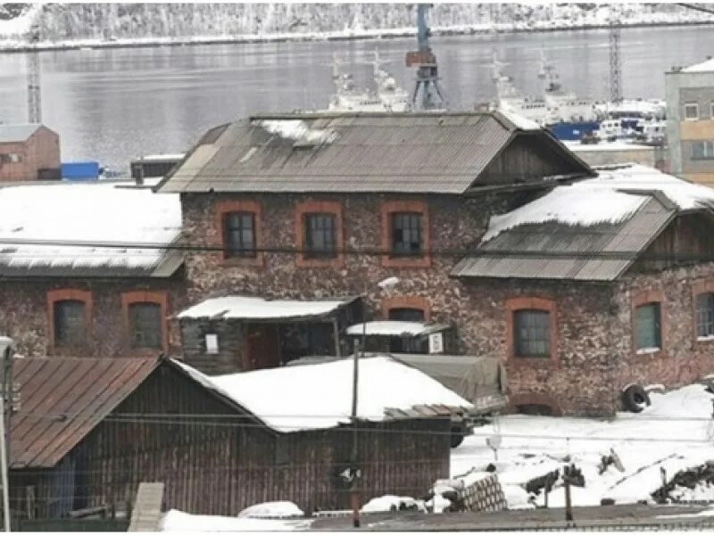 первое каменное здание. старинная каменная архитектура северной италии. первое каменное здание. первое каменное здание. каменный дом, гора фафе, португалия.