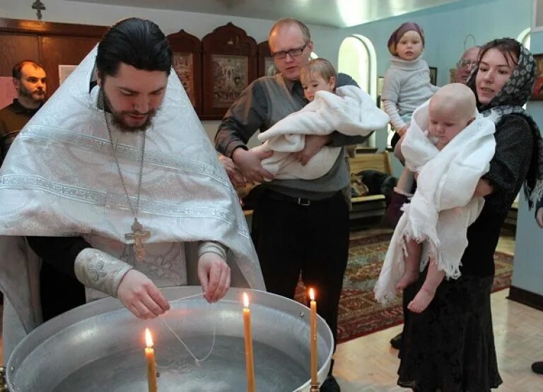 Может быть несколько крестных