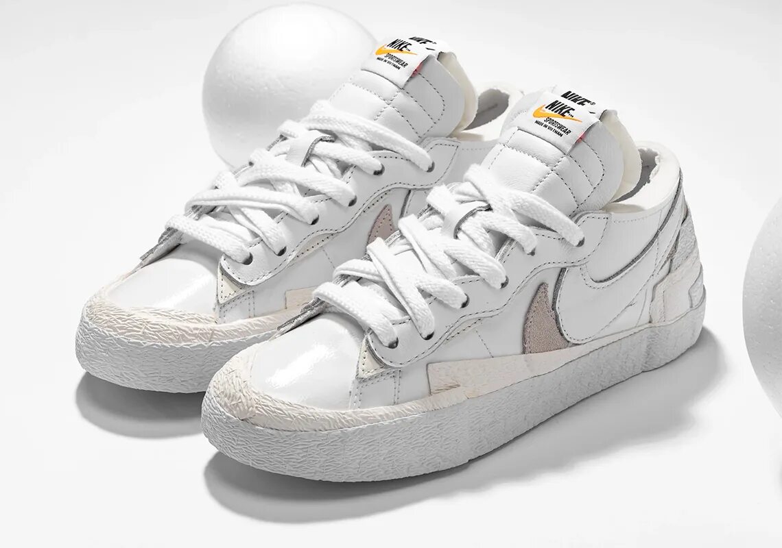 Nike sacai blazer. Nike Blazer Low Sacai. Nike Sacai Blazer Low White. Nike x Sacai Blazer Low. Nike Blazer Sacai White.