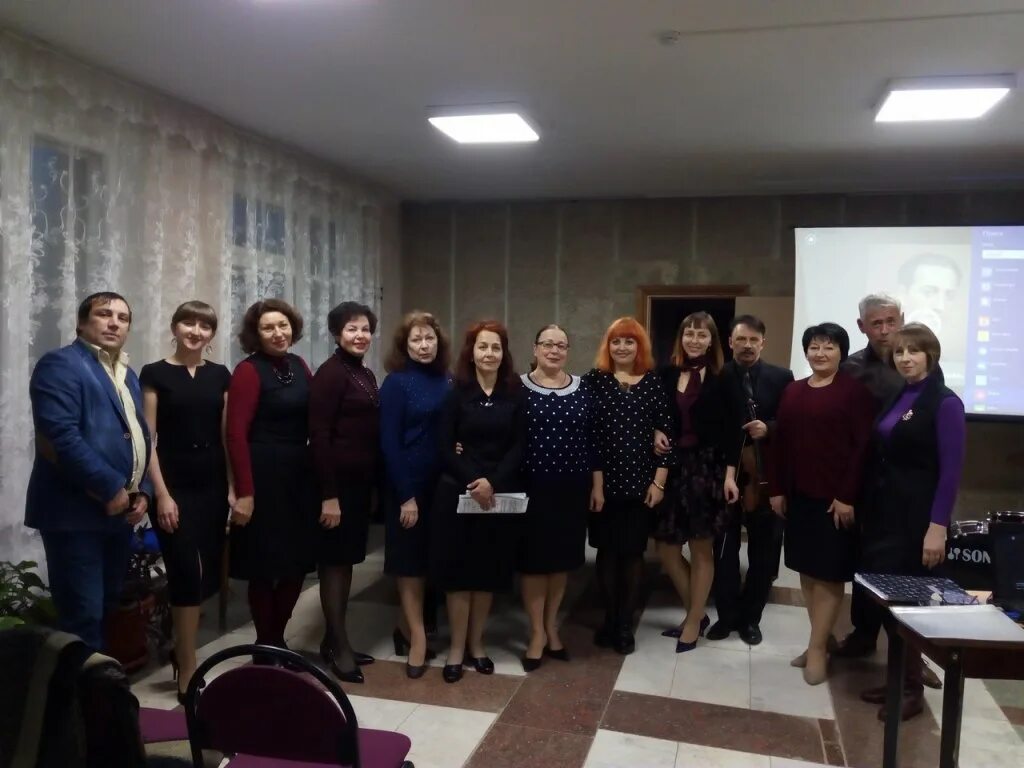 Улица горького симферополь. Г саки музыкальная школа. Музыкальная школа симферополь. Сакская музыкальная школа. Музыкальная школа саки им богатикова.