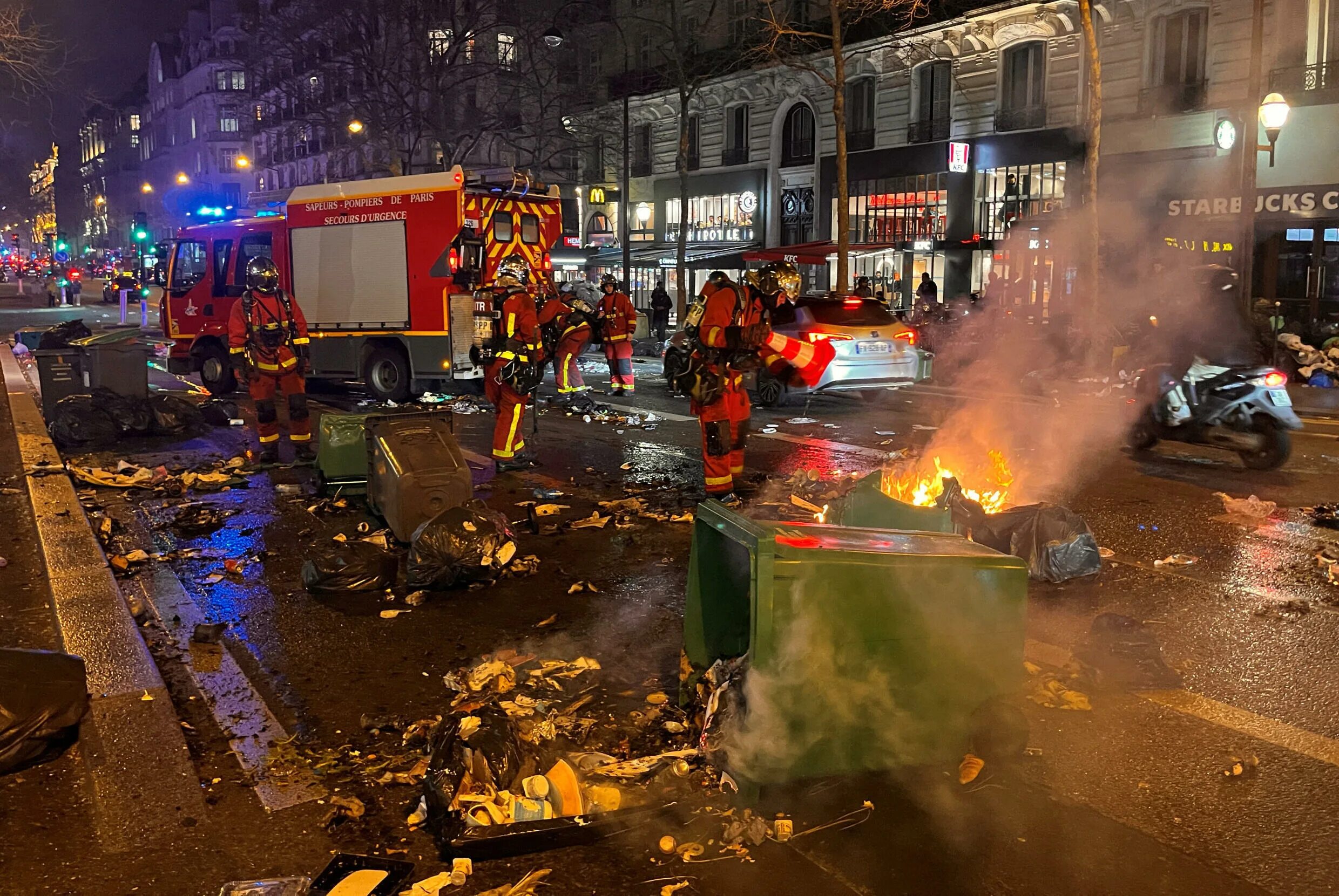 Протесты во франции сейчас. Протесты во франции 2025.